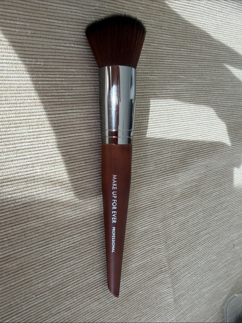 Makeup Forever Brown & Silver Powder/Blush Brush